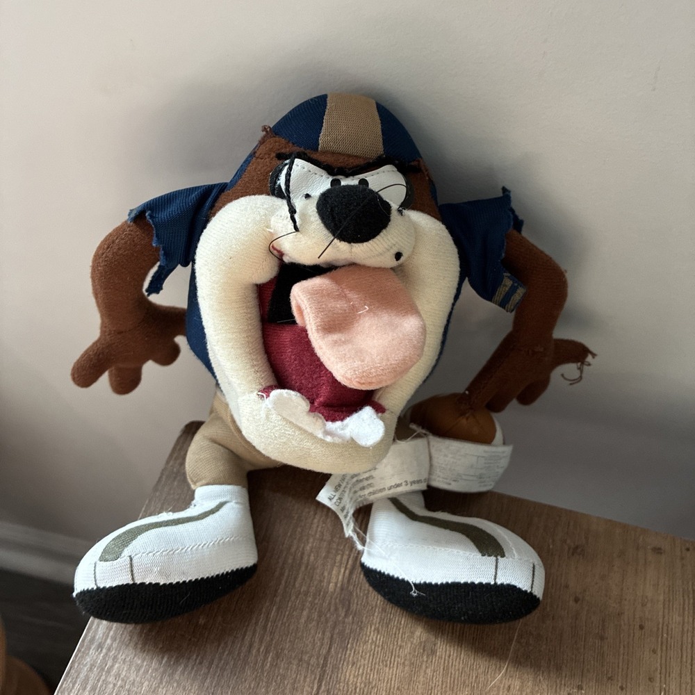 Vintage Looney Tunes Tasmanian Devil Taz Football Plush Toy READ
